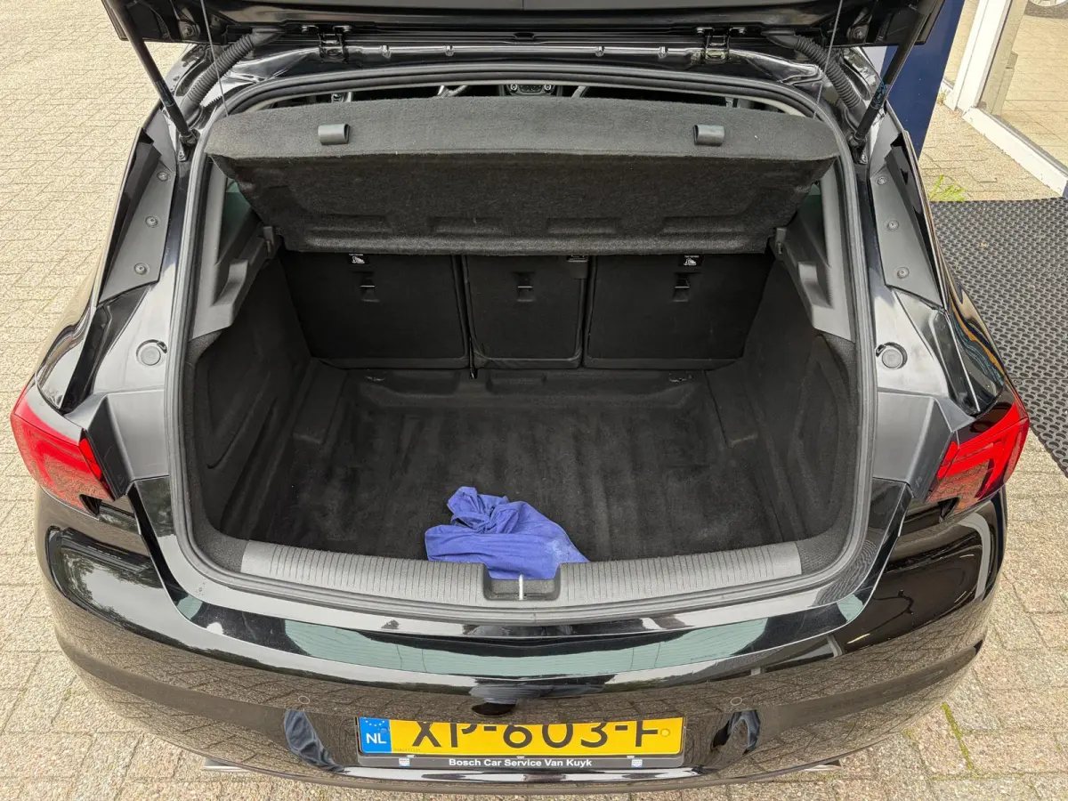 1.6 Turbo Business Executive / Automaat / 200 PK / NL-Auto / Schuif-Kanteldak / Vol-Leder / Elektr.-Stoelen met Geheugen en Massagefunctie / Stuur & Stoelverwarming / Stoelverkoeling / Adapt