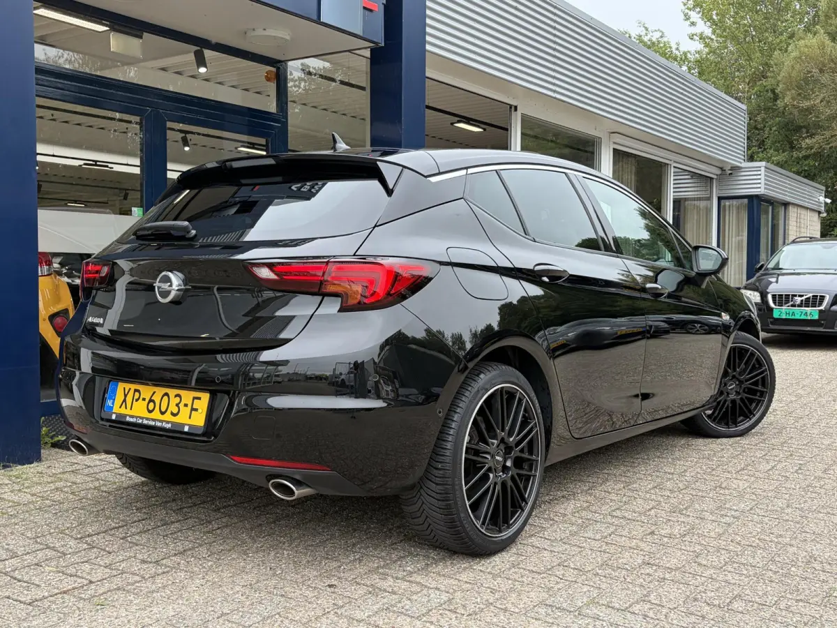 1.6 Turbo Business Executive / Automaat / 200 PK / NL-Auto / Schuif-Kanteldak / Vol-Leder / Elektr.-Stoelen met Geheugen en Massagefunctie / Stuur & Stoelverwarming / Stoelverkoeling / Adapt