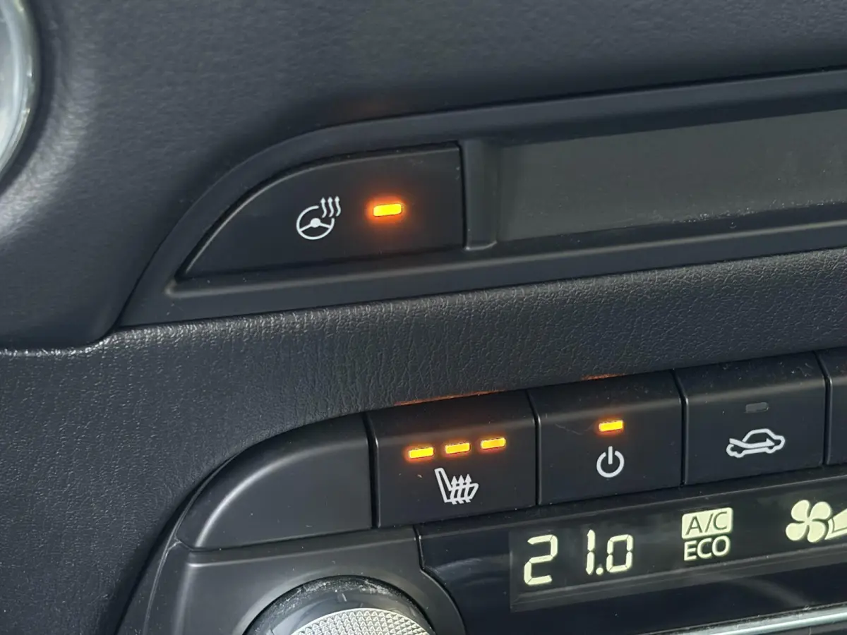 2.0 SkyActiv-G 165 Sport Selected / Automaat /  NL-Auto / 1e-Eigenaar / Head-Up Display / Stuur-/Stoelverwarming / Trekhaak / Cruise-Control / Rondom-Camerazicht / LED / Dodehoek-Detectie / 