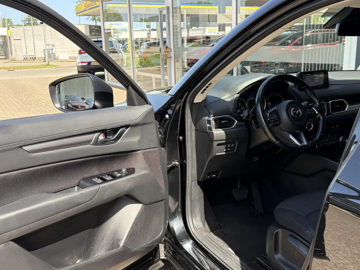 2.0 SkyActiv-G 165 Sport Selected / Automaat /  NL-Auto / 1e-Eigenaar / Head-Up Display / Stuur-/Stoelverwarming / Trekhaak / Cruise-Control / Rondom-Camerazicht / LED / Dodehoek-Detectie / 