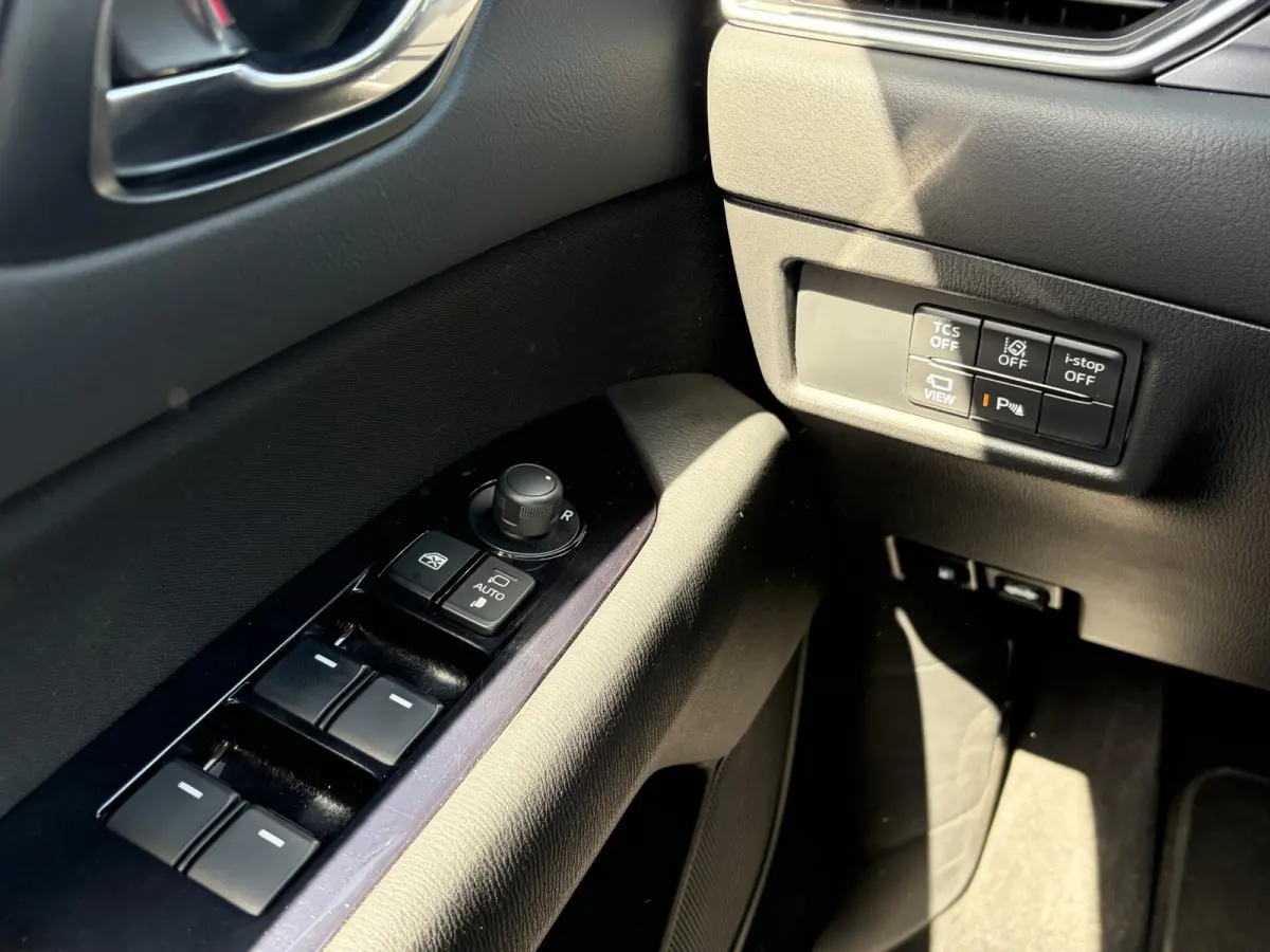 2.0 SkyActiv-G 165 Sport Selected / Automaat /  NL-Auto / 1e-Eigenaar / Head-Up Display / Stuur-/Stoelverwarming / Trekhaak / Cruise-Control / Rondom-Camerazicht / LED / Dodehoek-Detectie / 