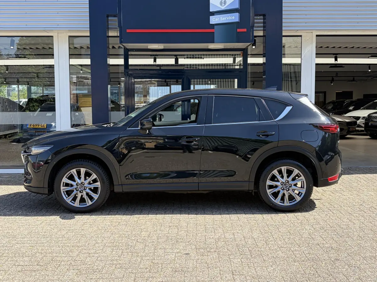2.0 SkyActiv-G 165 Sport Selected / Automaat /  NL-Auto / 1e-Eigenaar / Head-Up Display / Stuur-/Stoelverwarming / Trekhaak / Cruise-Control / Rondom-Camerazicht / LED / Dodehoek-Detectie / 