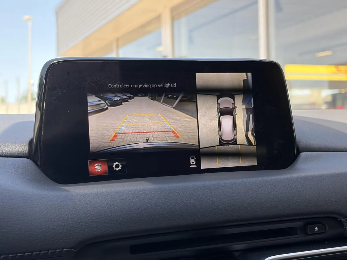 2.0 SkyActiv-G 165 Sport Selected / Automaat /  NL-Auto / 1e-Eigenaar / Head-Up Display / Stuur-/Stoelverwarming / Trekhaak / Cruise-Control / Rondom-Camerazicht / LED / Dodehoek-Detectie / 