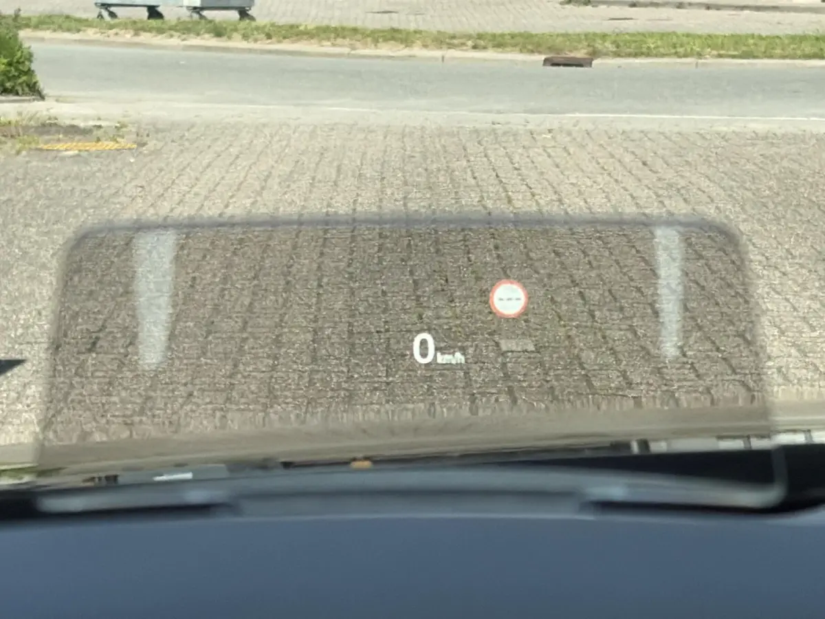 2.0 SkyActiv-G 165 Sport Selected / Automaat /  NL-Auto / 1e-Eigenaar / Head-Up Display / Stuur-/Stoelverwarming / Trekhaak / Cruise-Control / Rondom-Camerazicht / LED / Dodehoek-Detectie / 