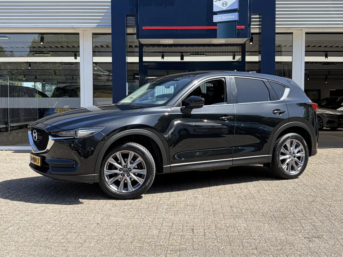 2.0 SkyActiv-G 165 Sport Selected / Automaat /  NL-Auto / 1e-Eigenaar / Head-Up Display / Stuur-/Stoelverwarming / Trekhaak / Cruise-Control / Rondom-Camerazicht / LED / Dodehoek-Detectie / 