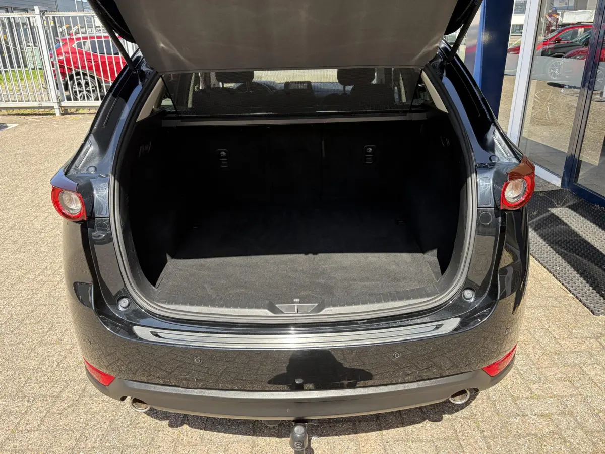 2.0 SkyActiv-G 165 Sport Selected / Automaat /  NL-Auto / 1e-Eigenaar / Head-Up Display / Stuur-/Stoelverwarming / Trekhaak / Cruise-Control / Rondom-Camerazicht / LED / Dodehoek-Detectie / 
