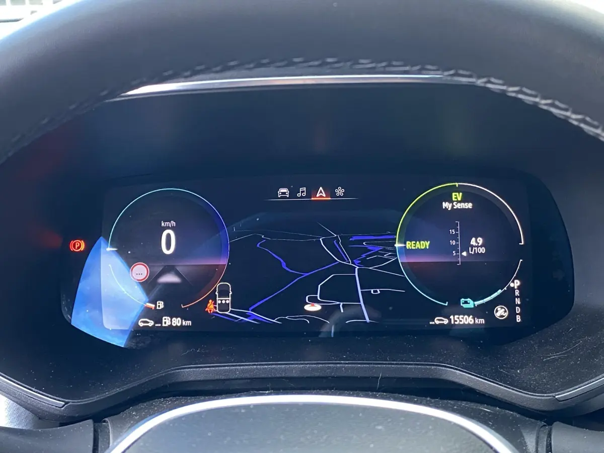 1.6 E-Tech Hybrid 145 Techno / Automaat / NL-Auto / 15.000 Km / Dealer-Onderhouden / Cruise-Control / Climate-Control / LED / Keyless / Apple-Carplay & Android-Auto / Sfeerverlichting / DAB 
