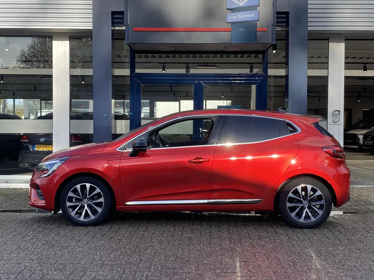 1.6 E-Tech Hybrid 145 Techno / Automaat / NL-Auto / 15.000 Km / Dealer-Onderhouden / Cruise-Control / Climate-Control / LED / Keyless / Apple-Carplay & Android-Auto / Sfeerverlichting / DAB 