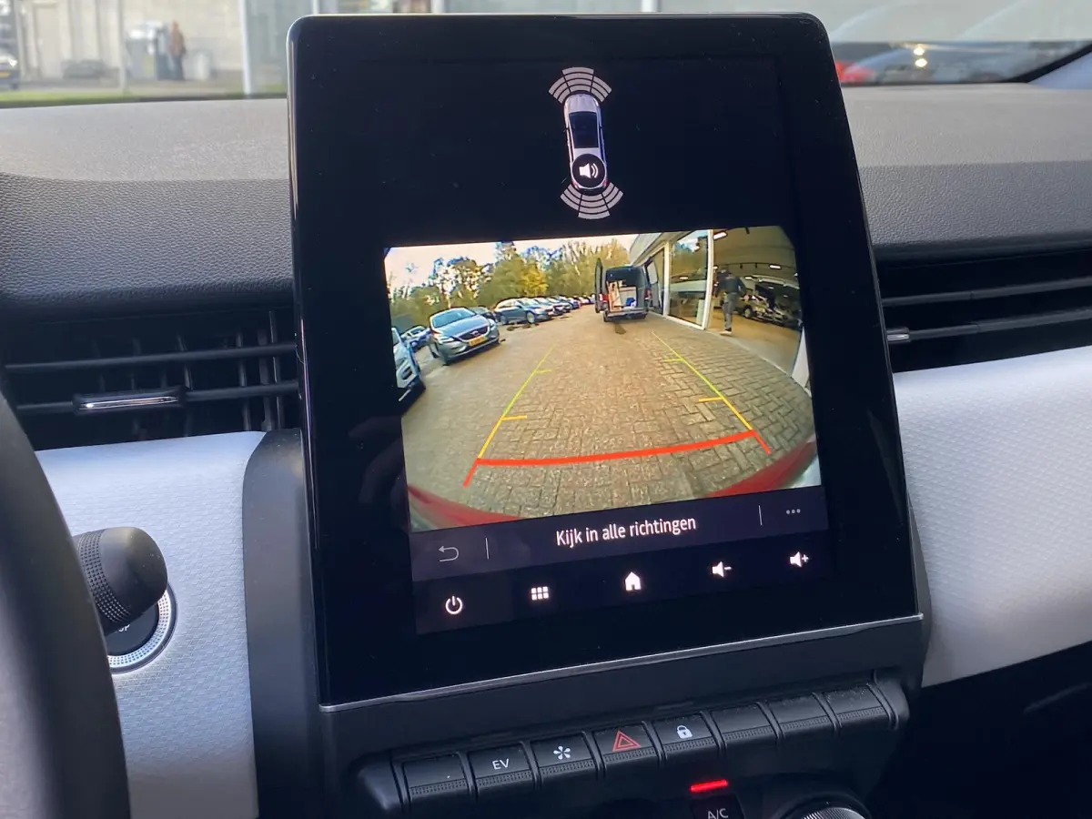 1.6 E-Tech Hybrid 145 Techno / Automaat / NL-Auto / 15.000 Km / Dealer-Onderhouden / Cruise-Control / Climate-Control / LED / Keyless / Apple-Carplay & Android-Auto / Sfeerverlichting / DAB 