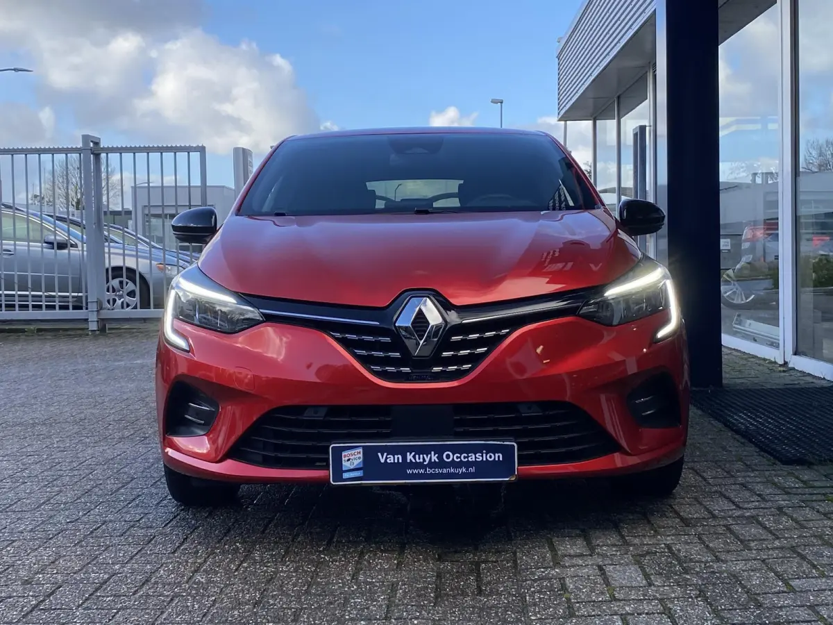 1.6 E-Tech Hybrid 145 Techno / Automaat / NL-Auto / 15.000 Km / Dealer-Onderhouden / Cruise-Control / Climate-Control / LED / Keyless / Apple-Carplay & Android-Auto / Sfeerverlichting / DAB 