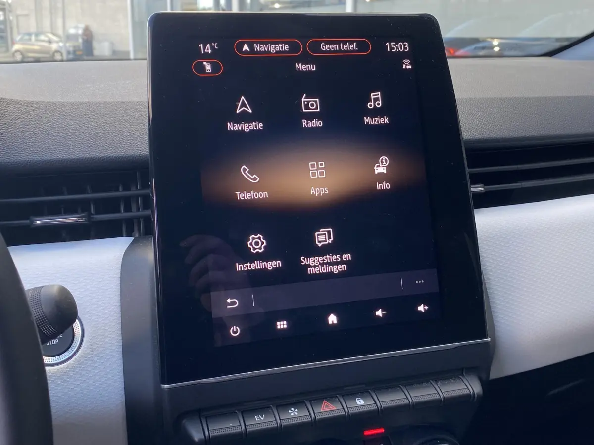 1.6 E-Tech Hybrid 145 Techno / Automaat / NL-Auto / 15.000 Km / Dealer-Onderhouden / Cruise-Control / Climate-Control / LED / Keyless / Apple-Carplay & Android-Auto / Sfeerverlichting / DAB 