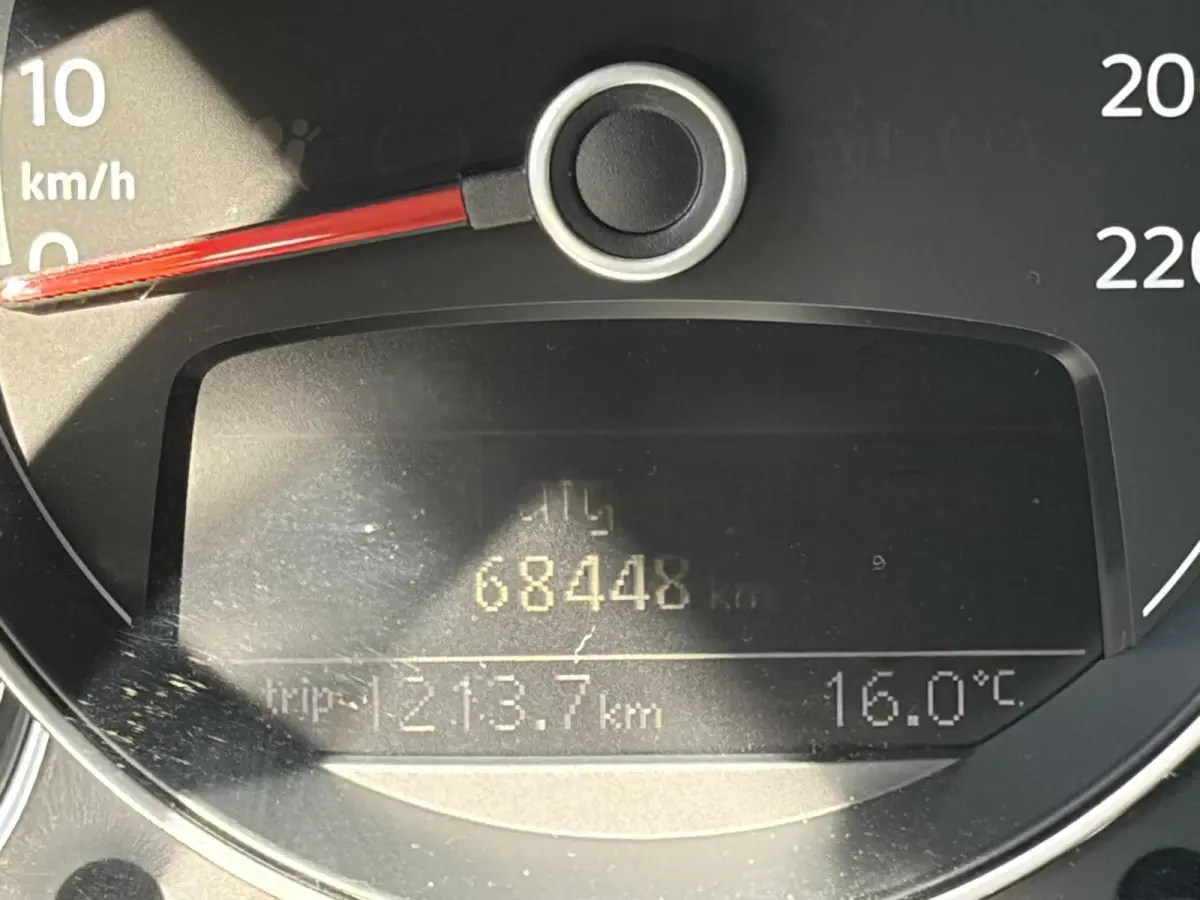 Up! 1.0 BMT move up! / 5-Deurs / NL-Auto / DAB Radio-Bluetooth / Airco / LED / All-Seasons / ENZ.