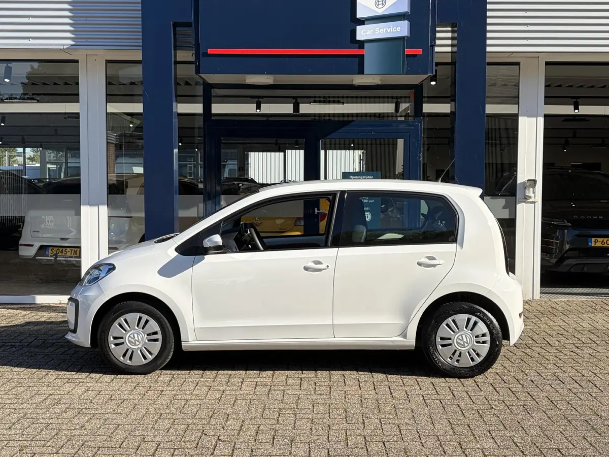 Up! 1.0 BMT move up! / 5-Deurs / NL-Auto / DAB Radio-Bluetooth / Airco / LED / All-Seasons / ENZ.