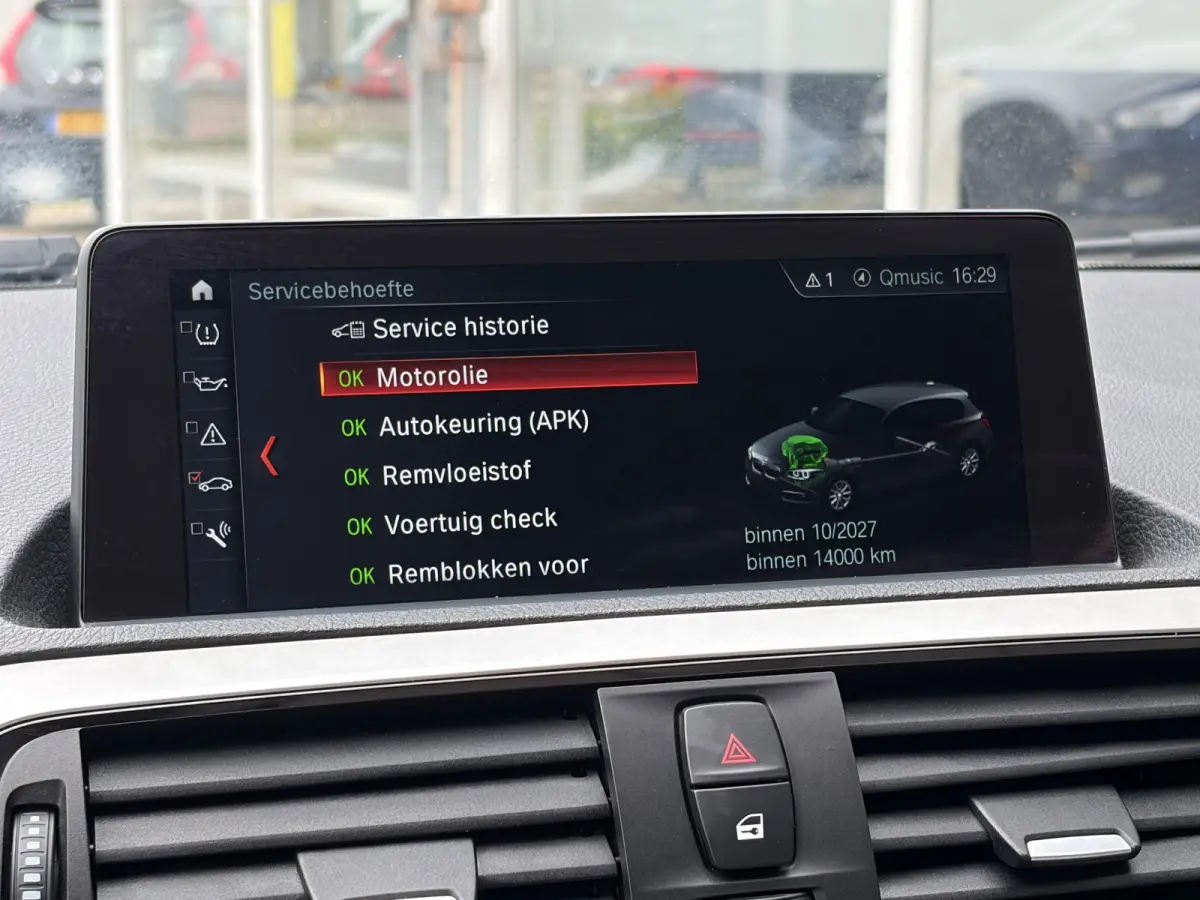 118i Corporate Lease High Executive / Automaat / NL-Auto / Vol-Leder / Facelift / Stoelverwarming / LED / Cruise-Control / Climate-Control / Trekhaak / PDC V+A / 16'' LMV / All-Season / ENZ.