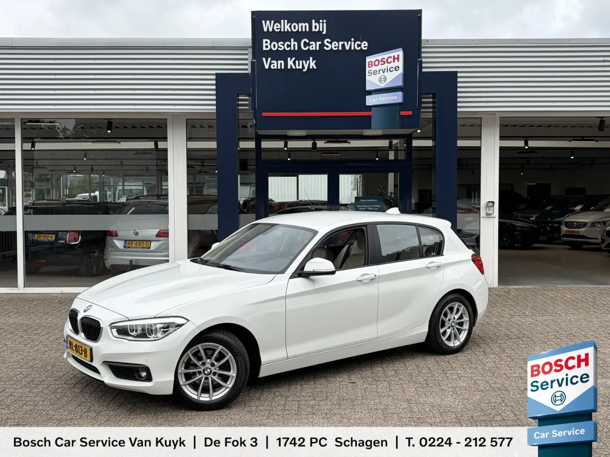 118i Corporate Lease High Executive / Automaat / NL-Auto / Vol-Leder / Facelift / Stoelverwarming / LED / Cruise-Control / Climate-Control / Trekhaak / PDC V+A / 16'' LMV / All-Season / ENZ.