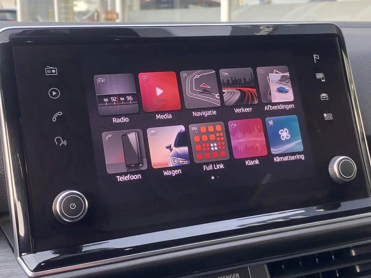 1.5 TSI Xcellence / NL-Auto / Adaptieve Cruise-Control / Elektr.-Stoelen met Geheugen / Stoelverwarming V+A / Apple-Carplay & Android-Auto / Climate-Control / Elektr.-Trekhaak / Elektr.-Acht