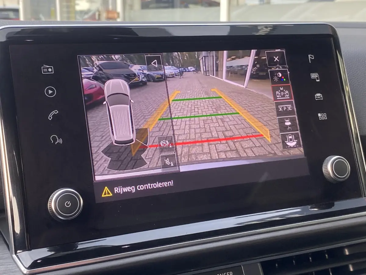 1.5 TSI Xcellence / NL-Auto / Adaptieve Cruise-Control / Elektr.-Stoelen met Geheugen / Stoelverwarming V+A / Apple-Carplay & Android-Auto / Climate-Control / Elektr.-Trekhaak / Elektr.-Acht