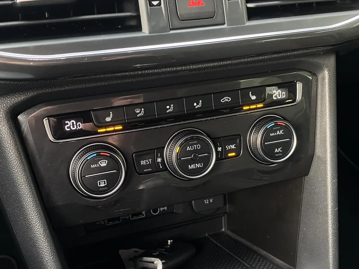 1.5 TSI Xcellence / NL-Auto / Adaptieve Cruise-Control / Elektr.-Stoelen met Geheugen / Stoelverwarming V+A / Apple-Carplay & Android-Auto / Climate-Control / Elektr.-Trekhaak / Elektr.-Acht