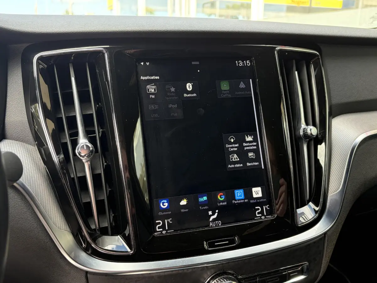 2.0 T4 R-Design / Automaat / NL-Auto / Dealer-Onderhouden / Adaptieve Cruise-Control / Pilot-Assist / Standkachel / Vol-Leder / Elektr.-Stoelen met Geheugen / LED / Keyless / Radio-Bluetooth