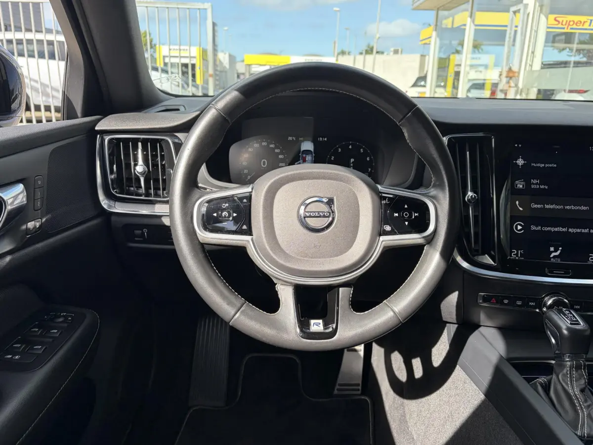 2.0 T4 R-Design / Automaat / NL-Auto / Dealer-Onderhouden / Adaptieve Cruise-Control / Pilot-Assist / Standkachel / Vol-Leder / Elektr.-Stoelen met Geheugen / LED / Keyless / Radio-Bluetooth