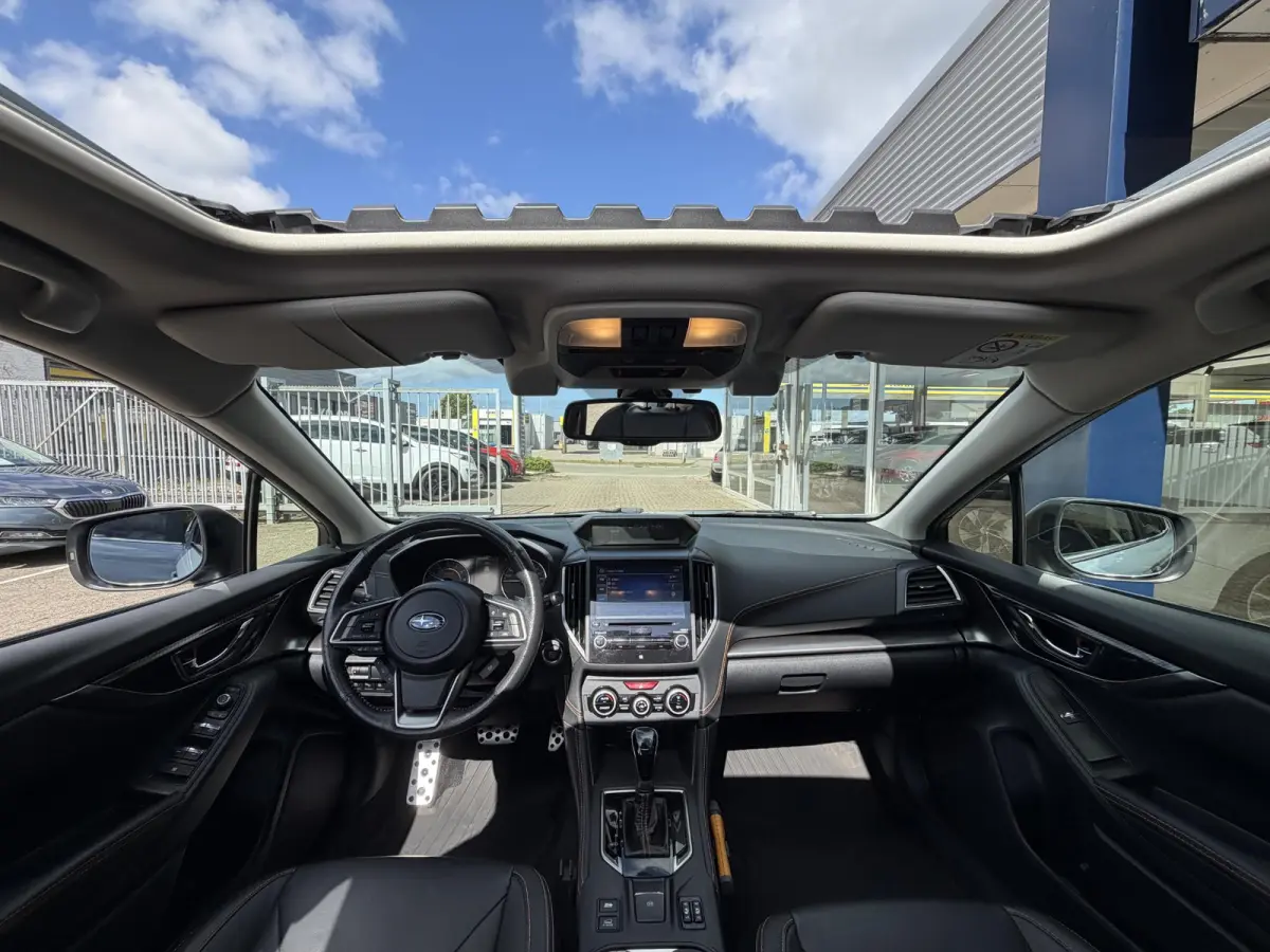2.0i Premium / Automaat / AWD / Vol-Leder / Schuif-Kanteldak / Trekhaak / Stoel-/Stuurverwarming / Adaptieve Cruise-Control / Apple-Carplay & Android-Auto / LED / Keyless / Climate-Control /