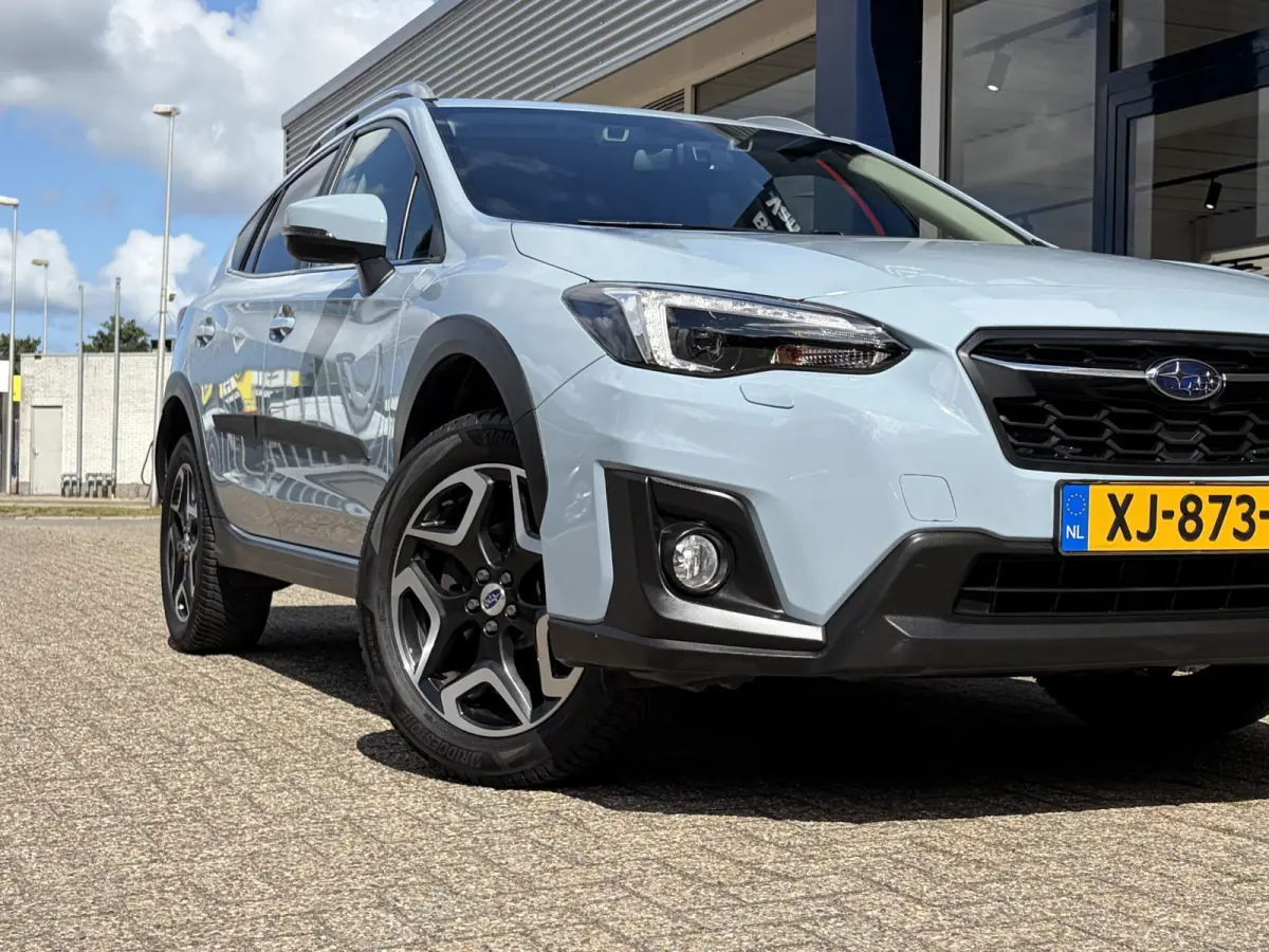 2.0i Premium / Automaat / AWD / Vol-Leder / Schuif-Kanteldak / Trekhaak / Stoel-/Stuurverwarming / Adaptieve Cruise-Control / Apple-Carplay & Android-Auto / LED / Keyless / Climate-Control /