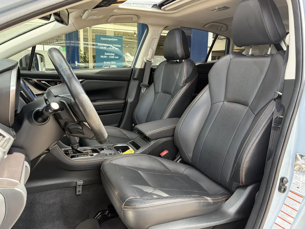 2.0i Premium / Automaat / AWD / Vol-Leder / Schuif-Kanteldak / Trekhaak / Stoel-/Stuurverwarming / Adaptieve Cruise-Control / Apple-Carplay & Android-Auto / LED / Keyless / Climate-Control /