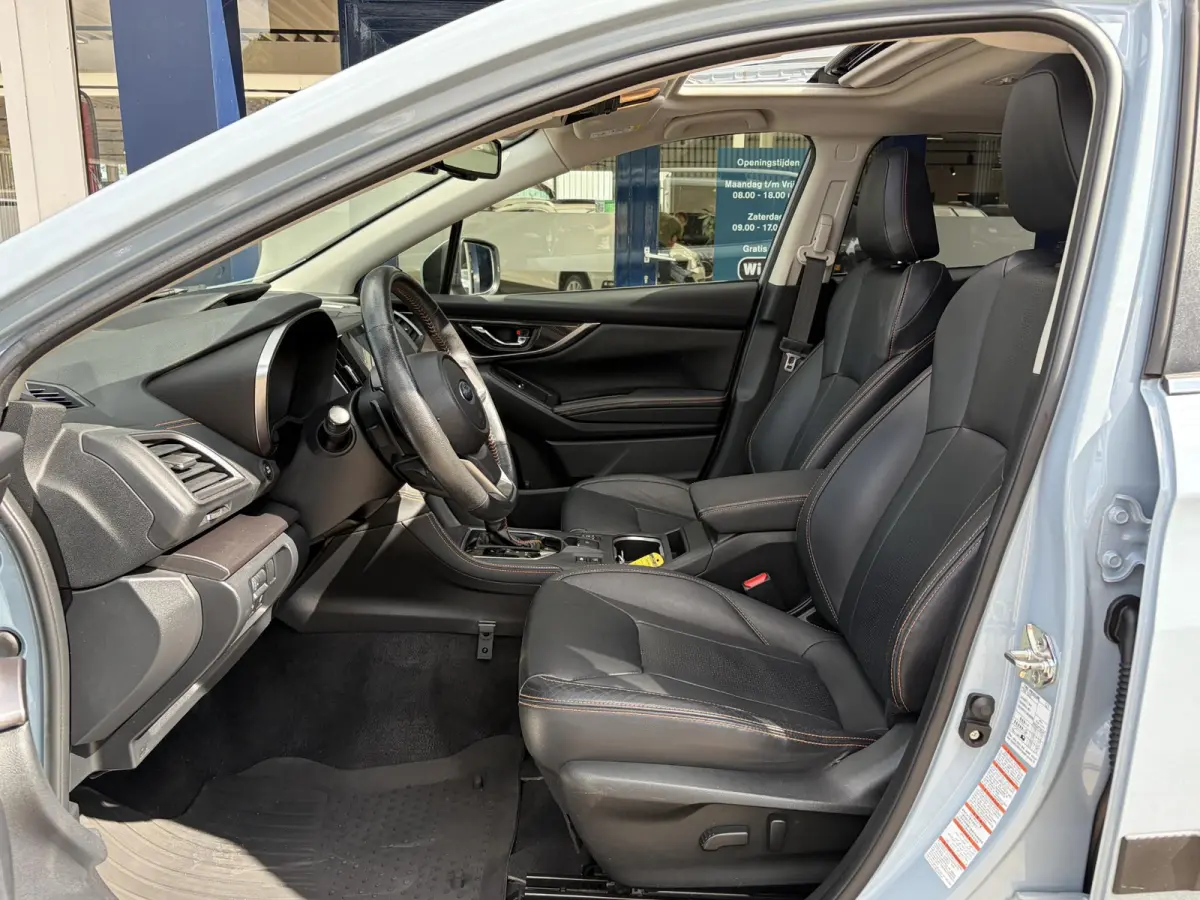 2.0i Premium / Automaat / AWD / Vol-Leder / Schuif-Kanteldak / Trekhaak / Stoel-/Stuurverwarming / Adaptieve Cruise-Control / Apple-Carplay & Android-Auto / LED / Keyless / Climate-Control /