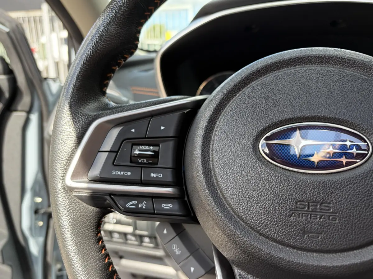 2.0i Premium / Automaat / AWD / Vol-Leder / Schuif-Kanteldak / Trekhaak / Stoel-/Stuurverwarming / Adaptieve Cruise-Control / Apple-Carplay & Android-Auto / LED / Keyless / Climate-Control /