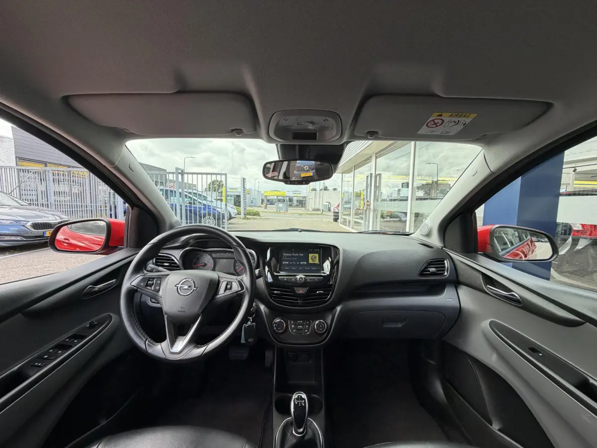 1.0 ecoFLEX Innovation / Automaat / NL-Auto / Dealer-Onderhouden / Cruise-Control / Apple-Carplay & Android-Auto / Climate-Control / DAB Radio-Bluetooth / PDC / 15'' LMV / All-Seasons / ENZ.