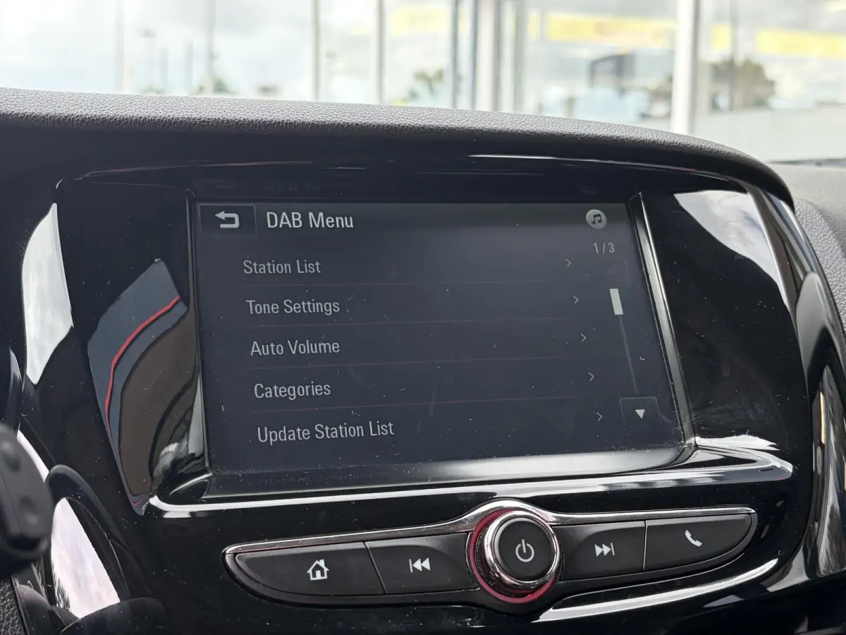 1.0 ecoFLEX Innovation / Automaat / NL-Auto / Dealer-Onderhouden / Cruise-Control / Apple-Carplay & Android-Auto / Climate-Control / DAB Radio-Bluetooth / PDC / 15'' LMV / All-Seasons / ENZ.