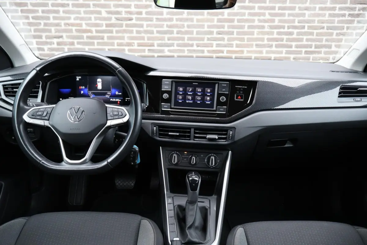 1.0 TSI 110pk DSG Life | Achteruitrijcamera | Adaptieve Cruise Control | Automaat