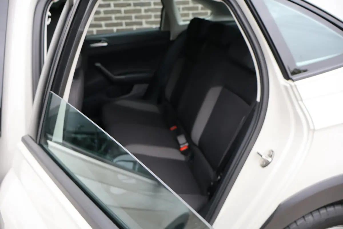1.0 TSI 110pk DSG Life | Achteruitrijcamera | Adaptieve Cruise Control | Automaat