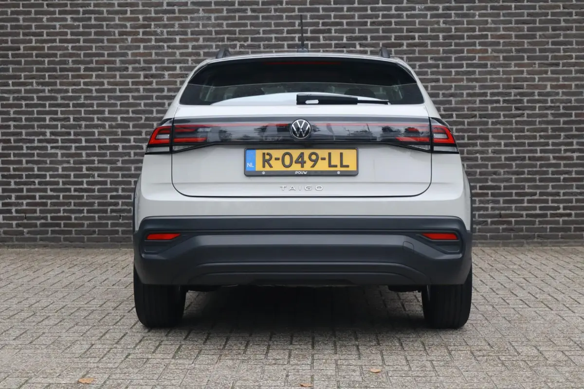 1.0 TSI 110pk DSG Life | Achteruitrijcamera | Adaptieve Cruise Control | Automaat