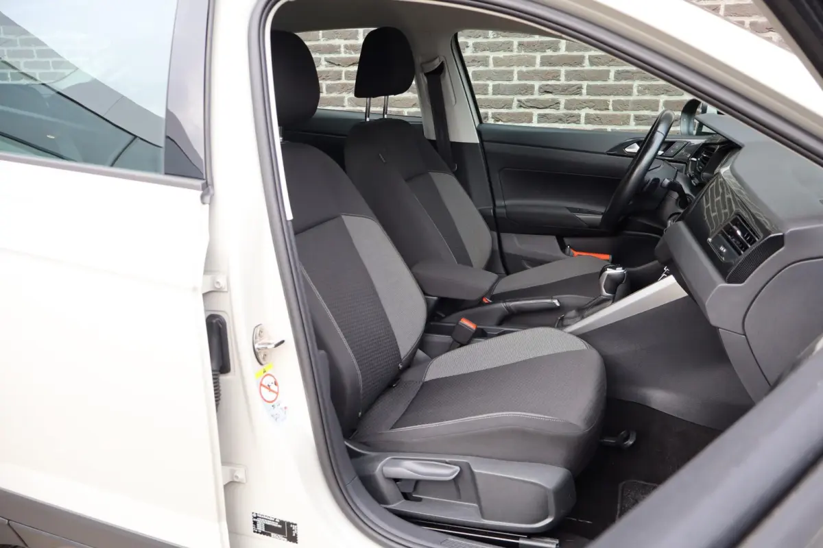 1.0 TSI 110pk DSG Life | Achteruitrijcamera | Adaptieve Cruise Control | Automaat