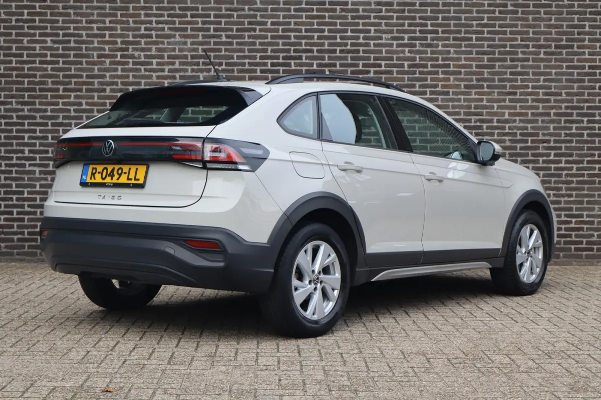 1.0 TSI 110pk DSG Life | Achteruitrijcamera | Adaptieve Cruise Control | Automaat