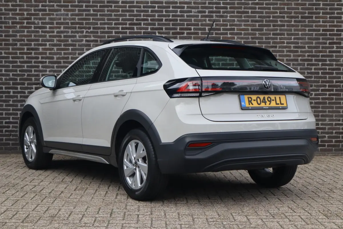 1.0 TSI 110pk DSG Life | Achteruitrijcamera | Adaptieve Cruise Control | Automaat