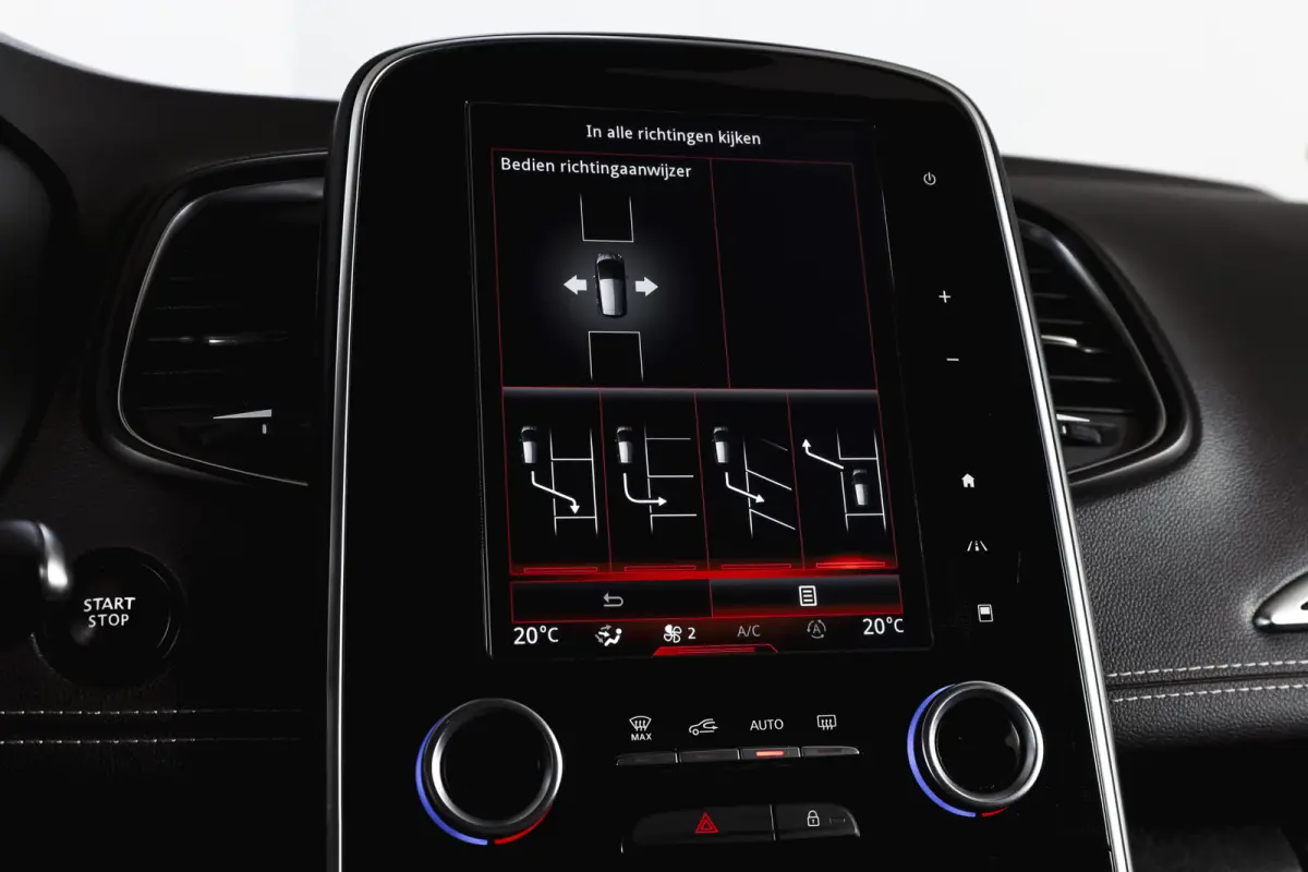 1.2 TCe 130 PK Bose Orig. NL | Trekhaak | Cruise | HUD | PDC | Camera | NAV | ECC | Massage | LM 20" |