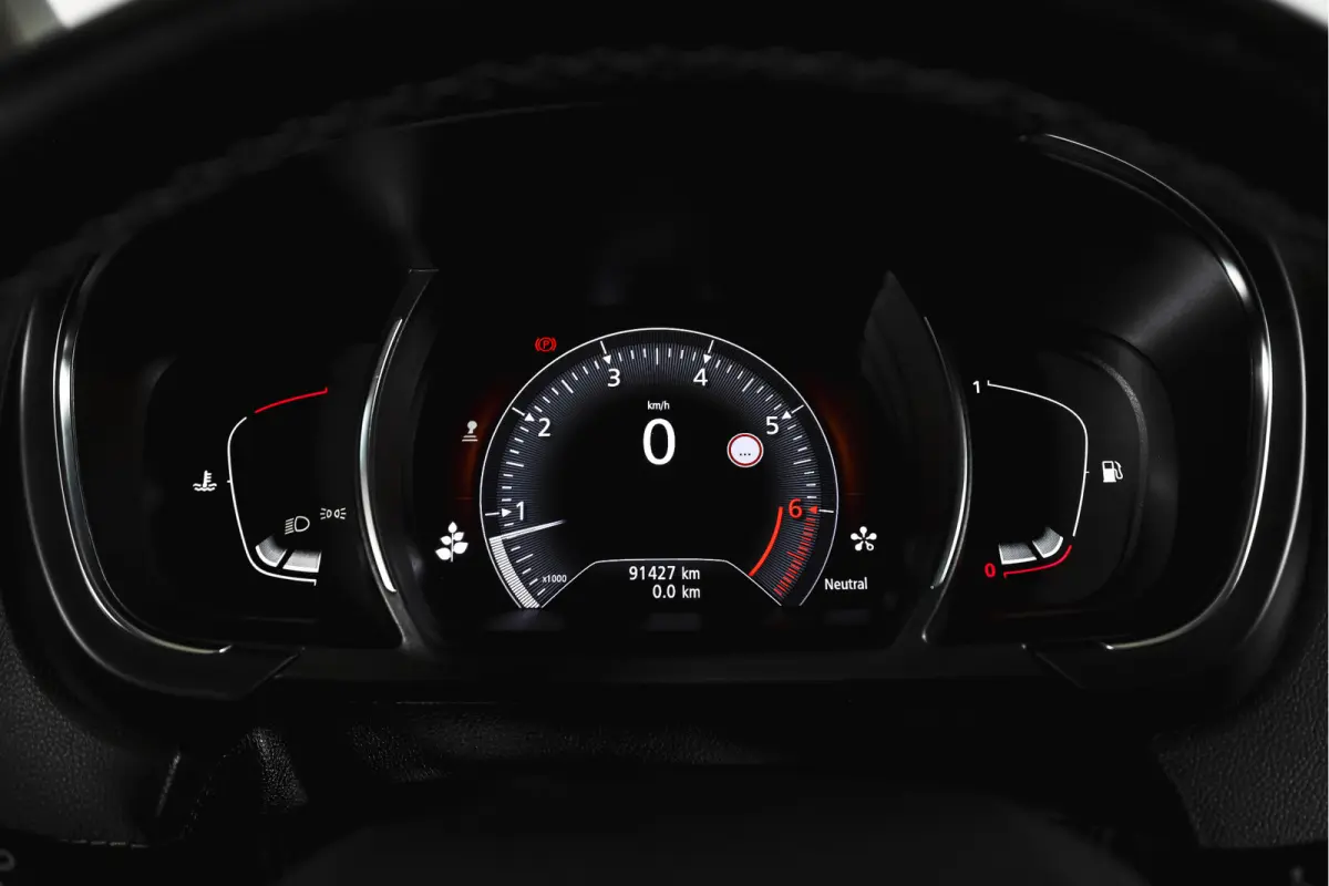1.2 TCe 130 PK Bose Orig. NL | Trekhaak | Cruise | HUD | PDC | Camera | NAV | ECC | Massage | LM 20" |