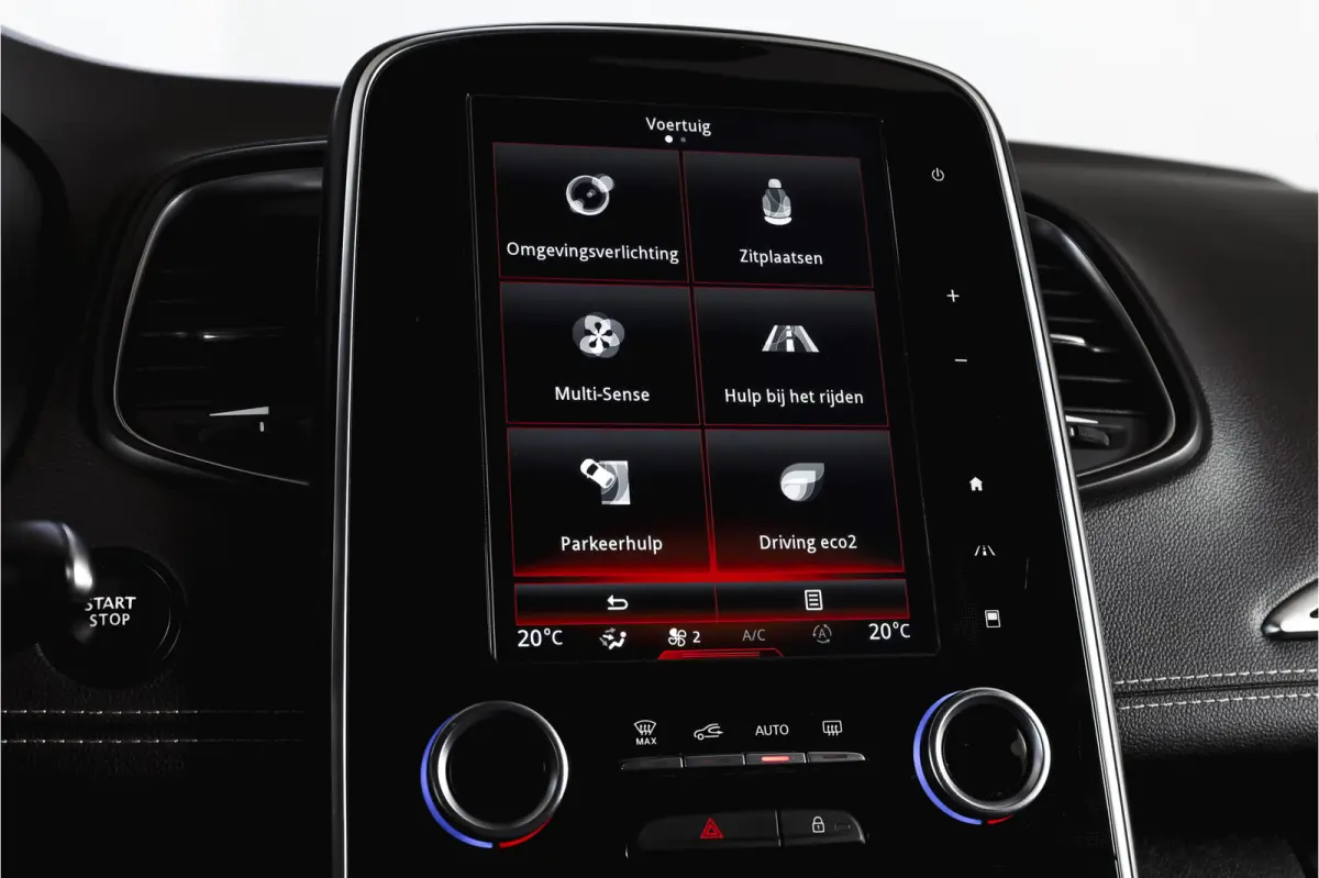 1.2 TCe 130 PK Bose Orig. NL | Trekhaak | Cruise | HUD | PDC | Camera | NAV | ECC | Massage | LM 20" |