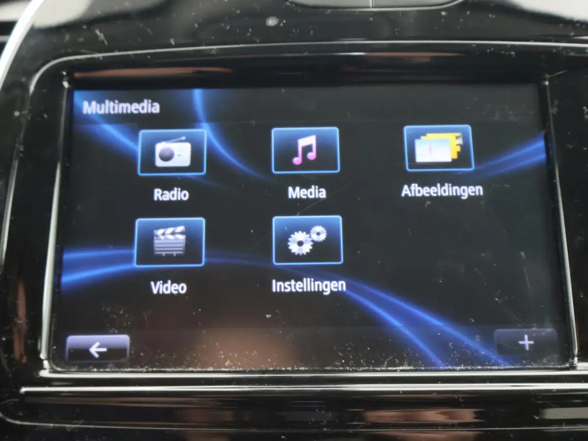 0.9 TCe INTENS *NIEUWE DB KETTING* Renault Captur 0.9 TCe INTENS + CAMERA / TREKHAAK / NAVIGATIE / DAB / LED