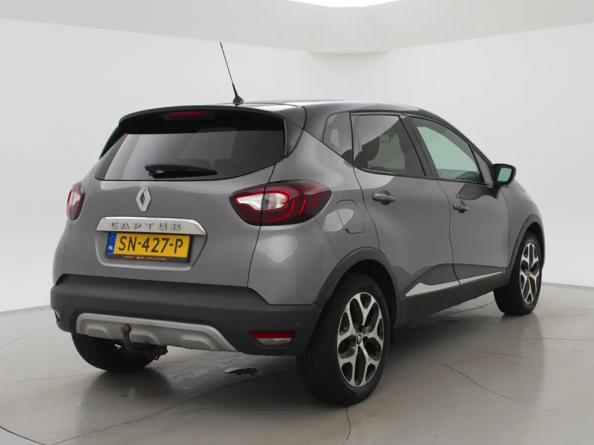 0.9 TCe INTENS *NIEUWE DB KETTING* Renault Captur 0.9 TCe INTENS + CAMERA / TREKHAAK / NAVIGATIE / DAB / LED