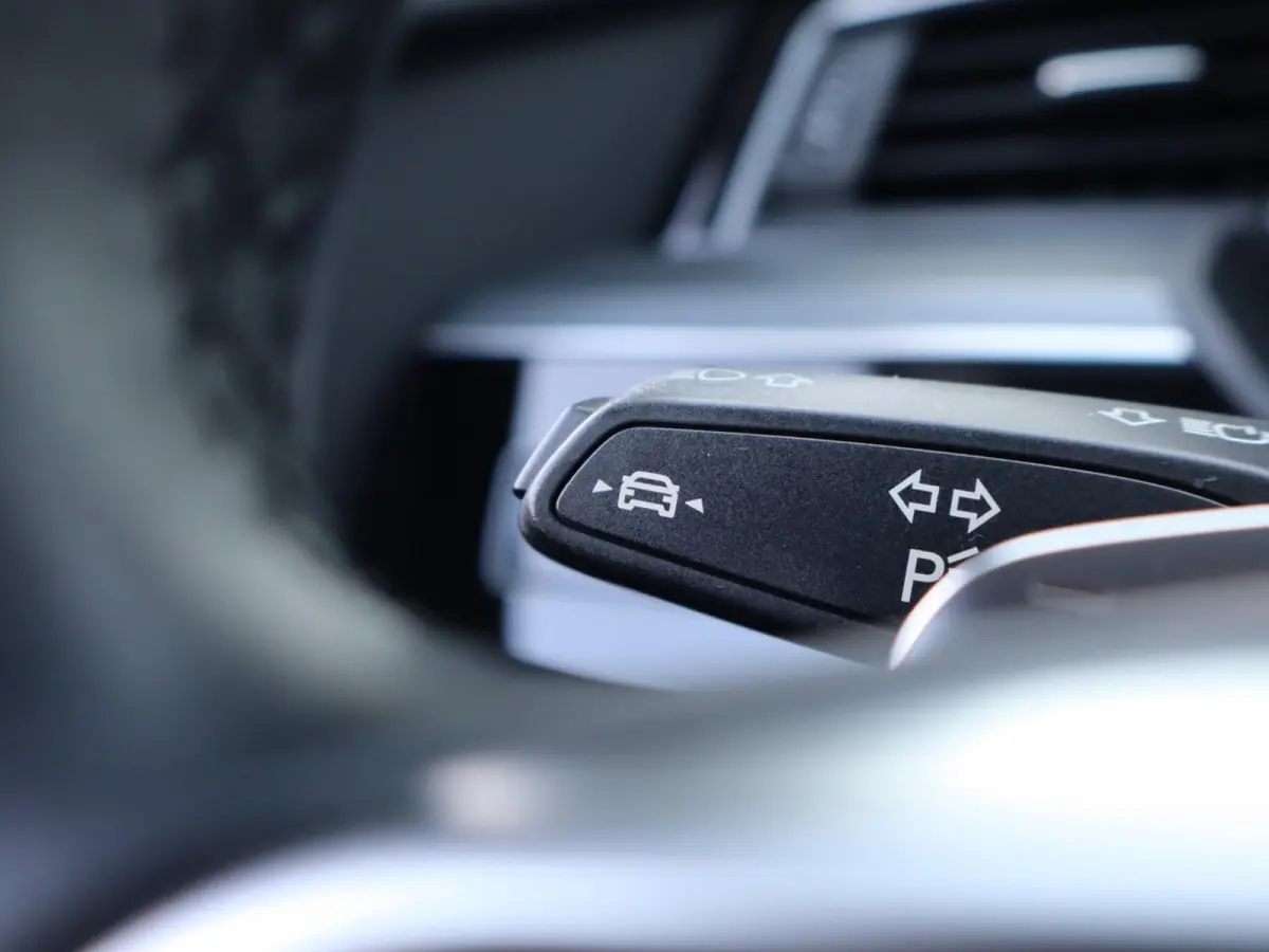 50 313pk quattro Business edition 71 kWh | SoH 93% | Cruise Control | Luchtvering | LED Koplampen | Voorstoelen Verwarmd | Memory