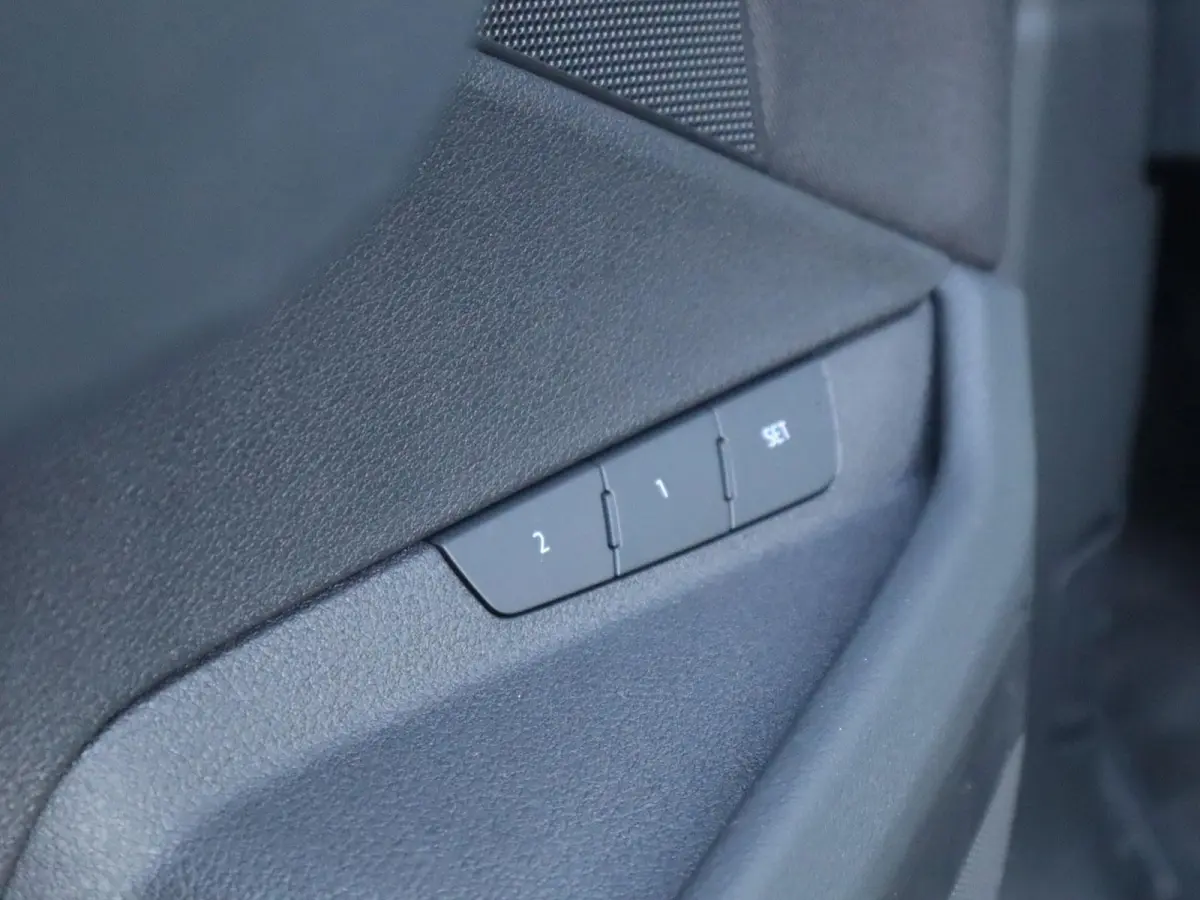 50 313pk quattro Business edition 71 kWh | SoH 93% | Cruise Control | Luchtvering | LED Koplampen | Voorstoelen Verwarmd | Memory