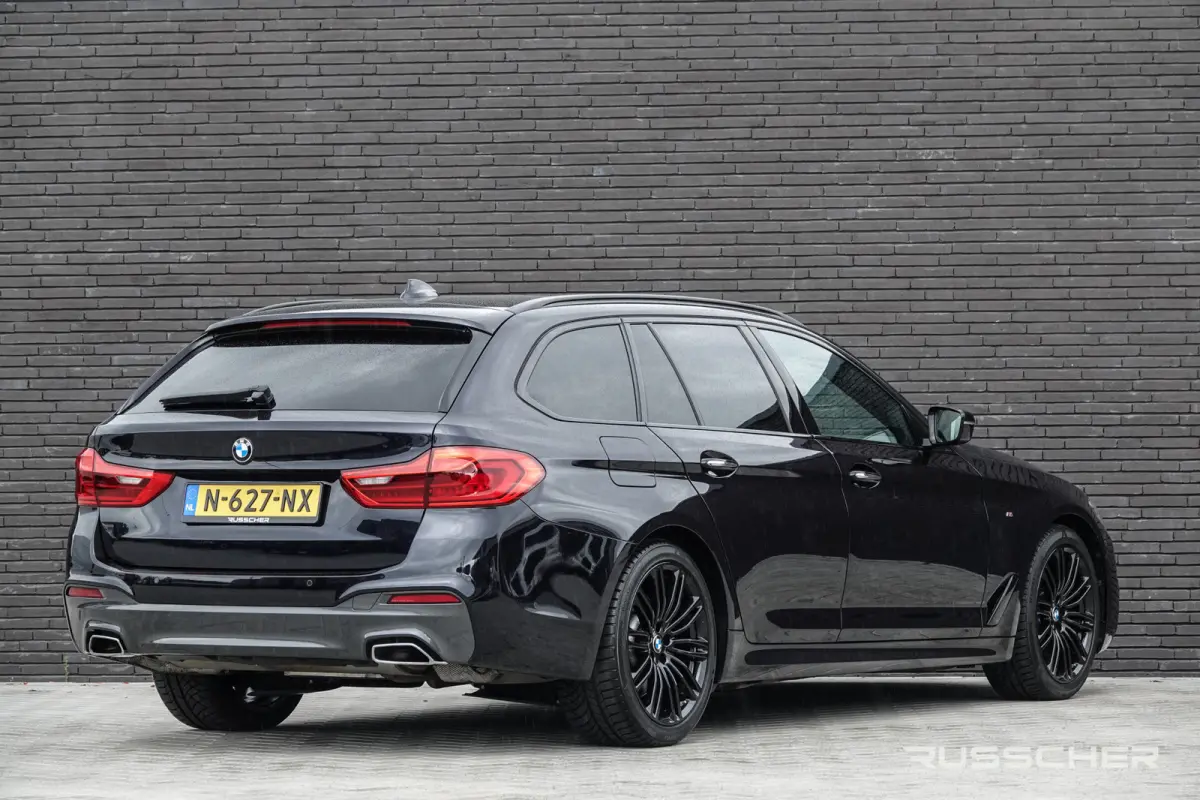 530i 252Pk Aut. | High Executive | M-Sport | Leder | LED | 19''