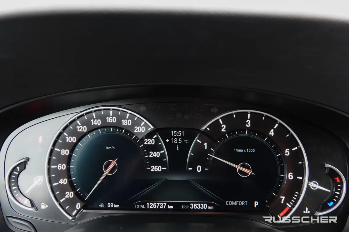 530i 252Pk Aut. | High Executive | M-Sport | Leder | LED | 19''