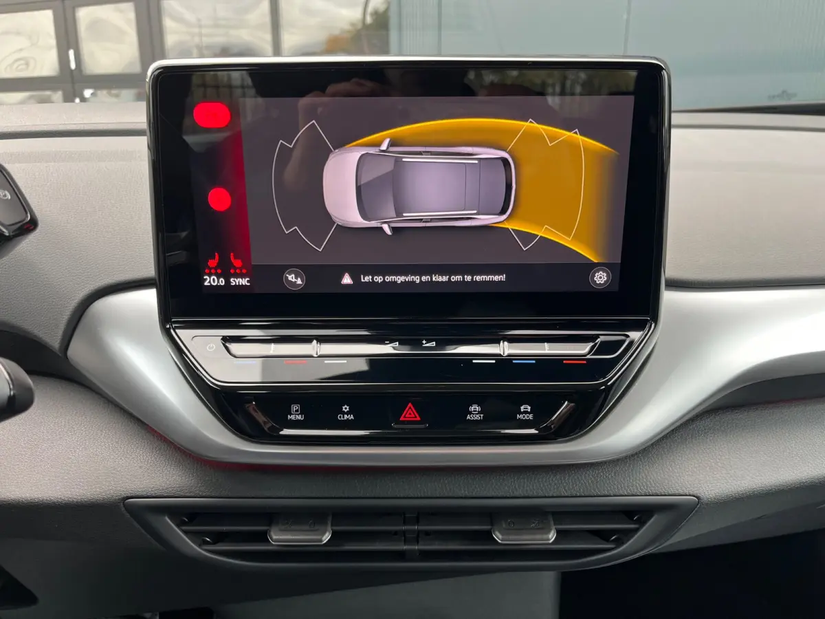 PRO 77 kWh SOH93%/Two-tone/Stoelverwarming/Carplay/1Ste Eigenaar/Dealer Onderhouden