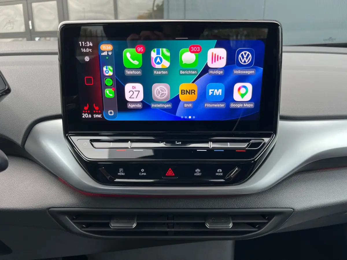 PRO 77 kWh SOH93%/Two-tone/Stoelverwarming/Carplay/1Ste Eigenaar/Dealer Onderhouden