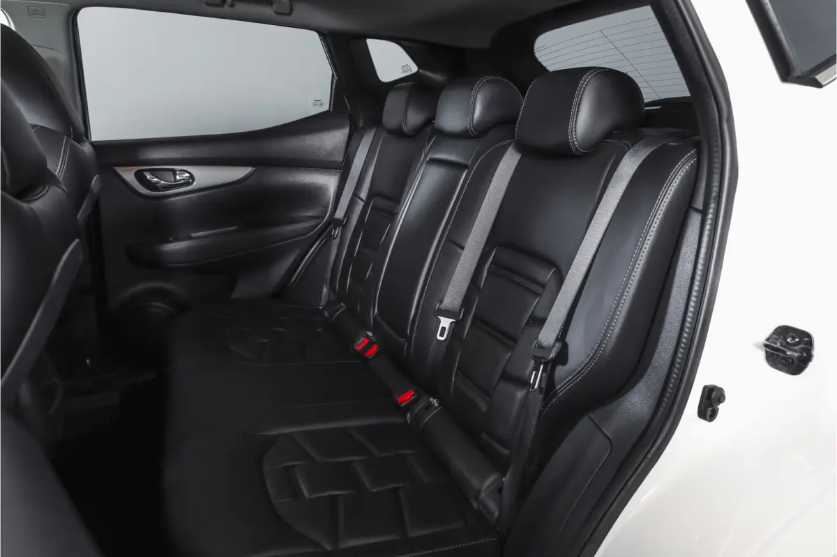 1.3 DIG-T 158 PK Premium Edition - Automaat | Trekhaak | Pano | Leder | Cruise | Elek. stoel | 360 Camera | NAV | ECC | LM 19" |