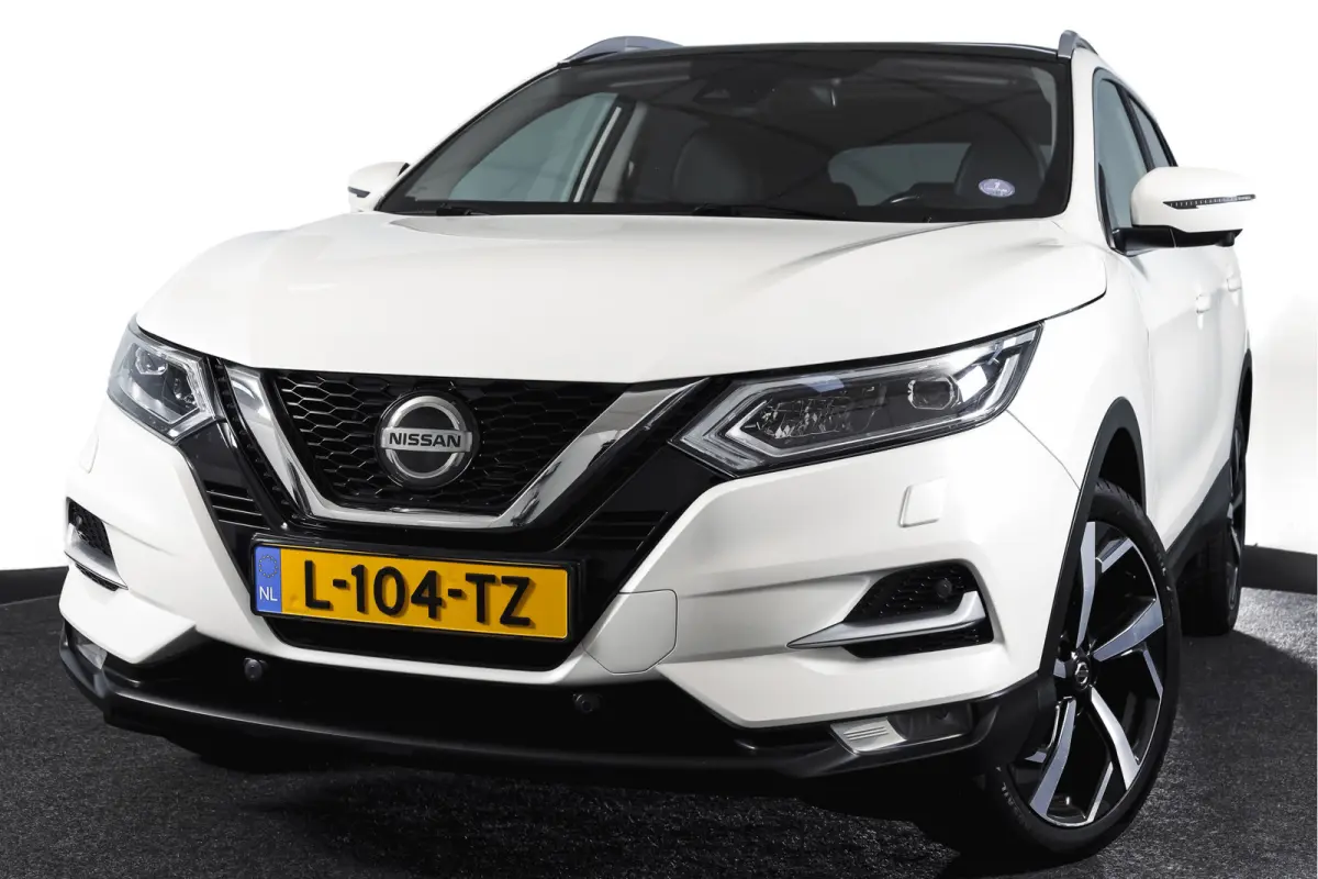 1.3 DIG-T 158 PK Premium Edition - Automaat | Trekhaak | Pano | Leder | Cruise | Elek. stoel | 360 Camera | NAV | ECC | LM 19" |